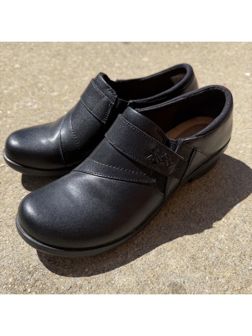 Clarks Collection Angie Pearl Women’s 10 Black Leather Slip-On Comfort Shoes
